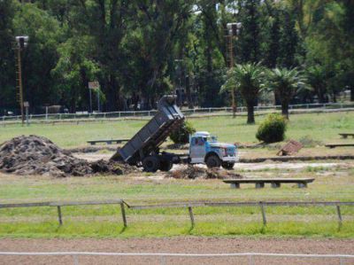 Arrancaron las demoradas reformas en el Hip�dromo