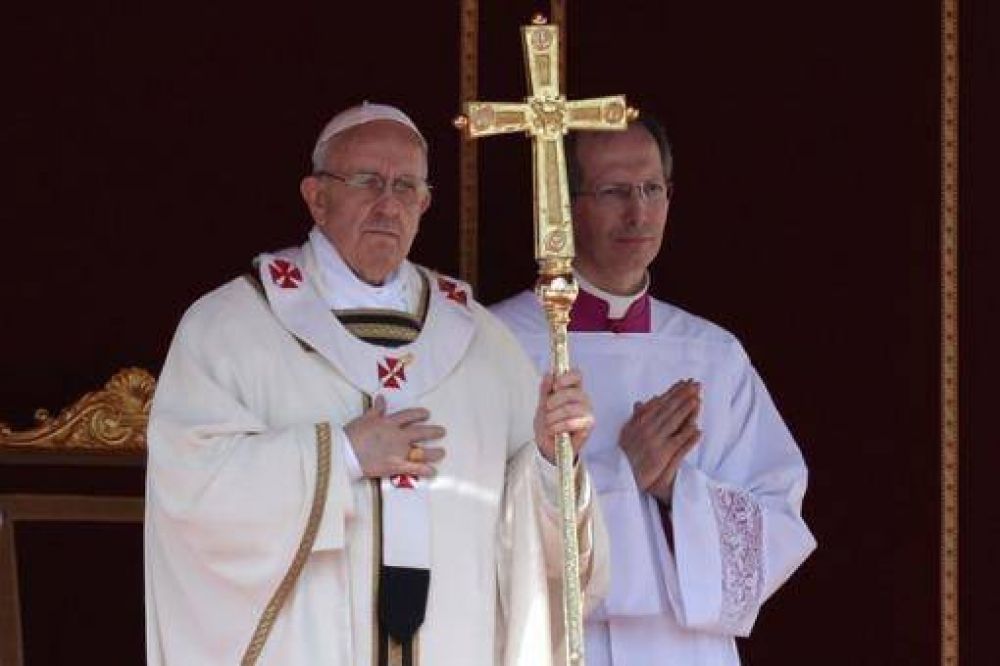 Bergoglio ya es el Papa Francisco y las parroquias de Neuqu�n celebrar�n
