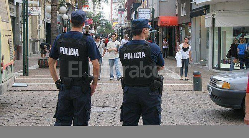 Anuncian un aumento de sueldo para la polic�a