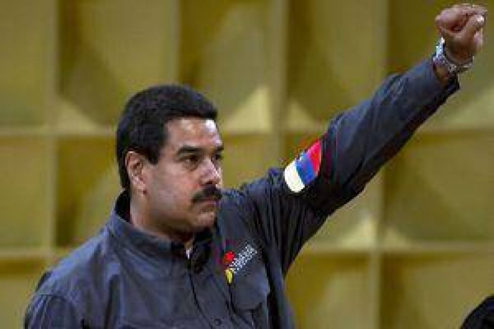 Maduro alerta a Obama de plan de la CIA para matar a Capriles