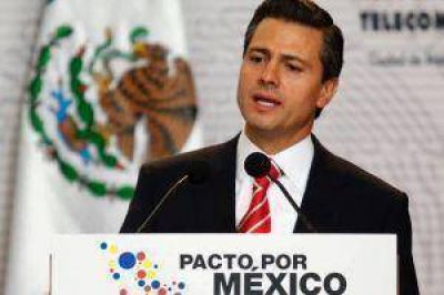 M�xico: Pe�a Nieto present� plan para "modernizar" Pemex