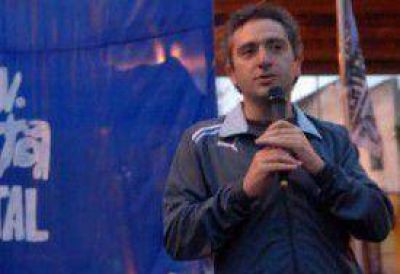Larroque celebr� la asunci�n Francisco junto a la mil