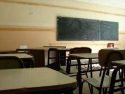 Docentes de las Talitas reclaman mejoras salariales