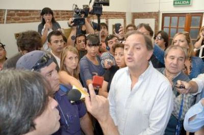Linares anunci� que el jueves se declarar� la emergencia sanitaria