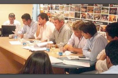 Se conform� el primer Comit� de Cuenca y avanza el Plan H�drico para Chubut