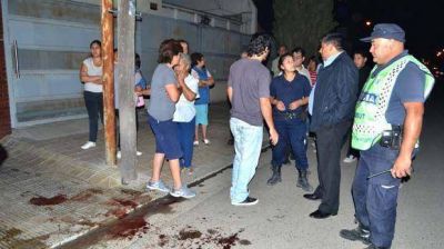 Lo hirieron al dispararle desde un coche cuando transitaba en moto