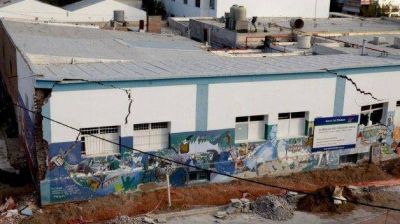 La municipalidad intim� a que se demoliera el edificio que alquila en Banco del Chubut