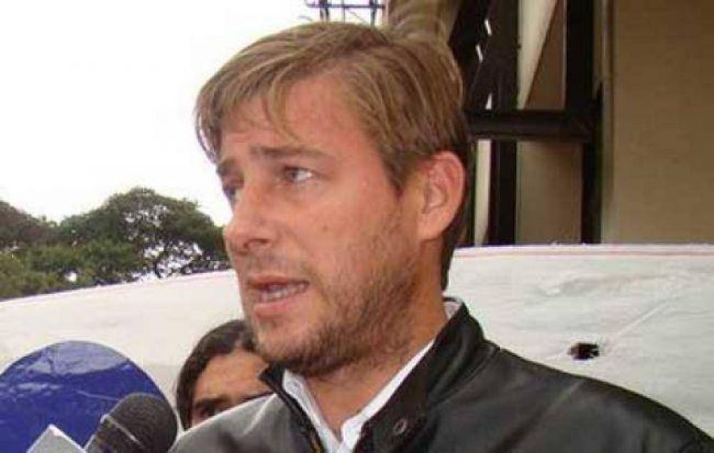 Walter Bernard: �no hay un proyecto de ley que respalde los aumentos salariales�