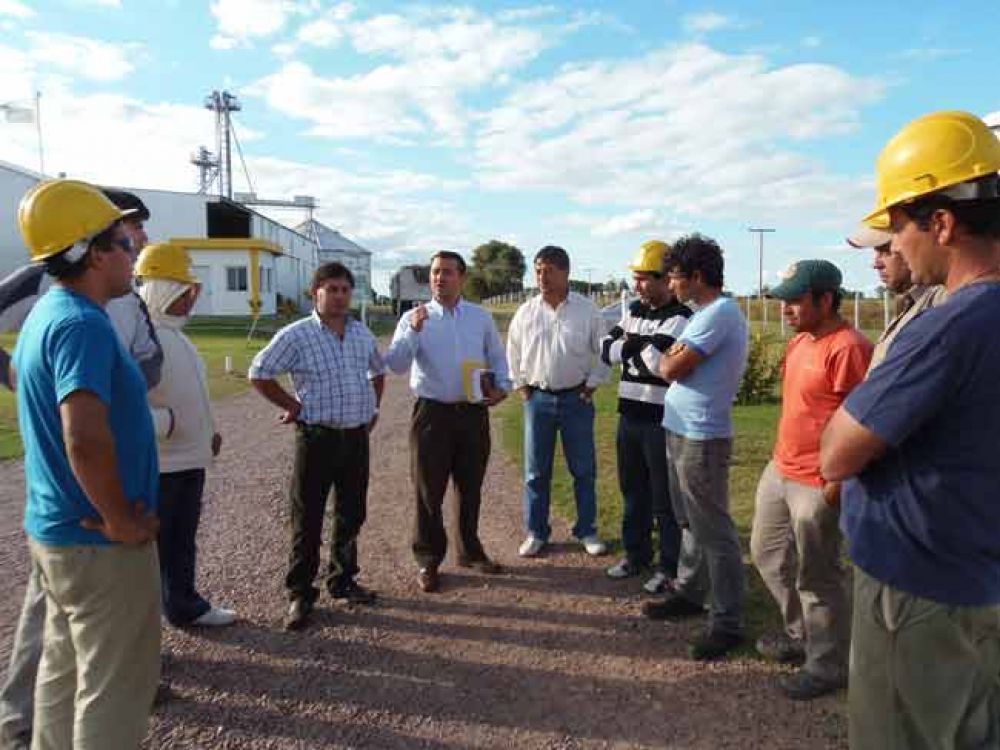Cierre y despidos en una planta cerealera
