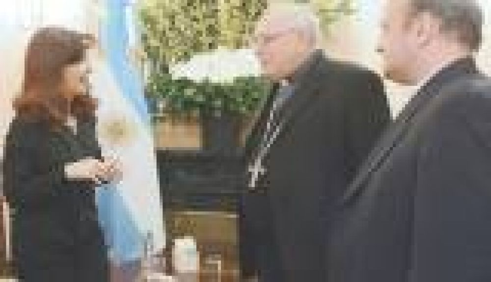 Tras saludar al Papa, Cristina retom el dialogo con la Iglesia