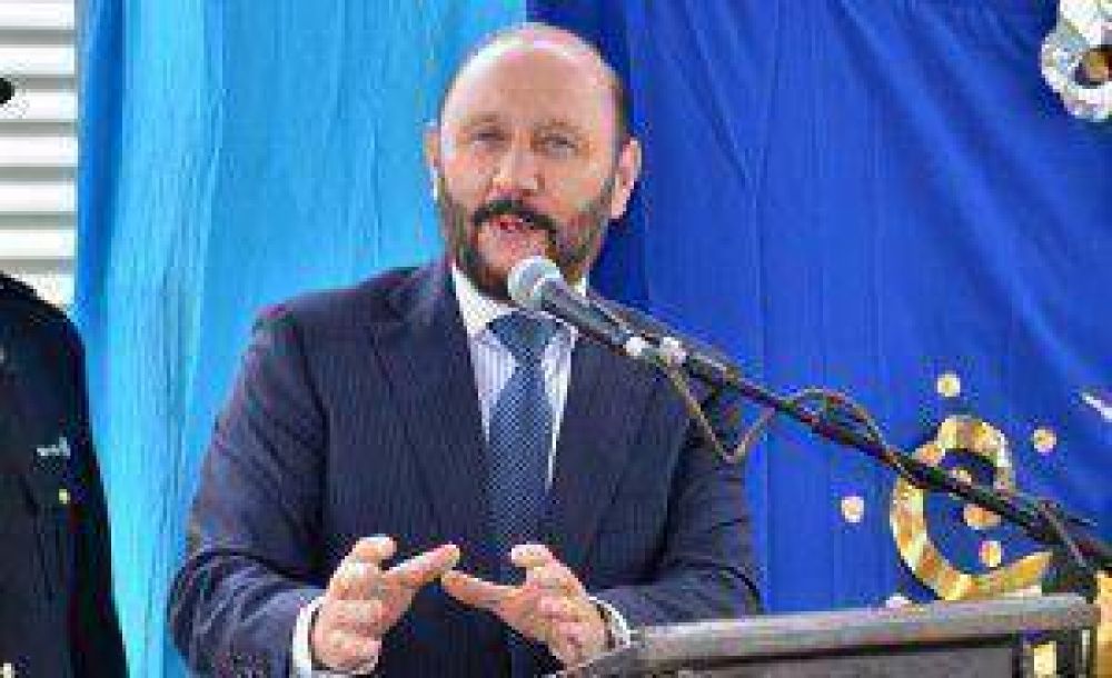 Insfr�n dijo que la predica de la violencia ser� disipada con di�logo y amor