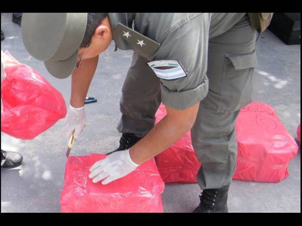 Gendarmer�a secuestr� 79 kilos de marihuana en Entre R�os y Chaco