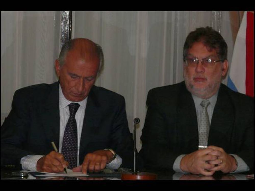 Mejorar�n m�s de 500 viviendas en 21 ciudades y pueblos entrerrianos
