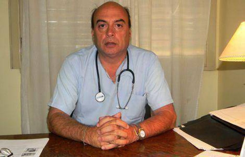 Evoluciona el ni�o que estuvo sumergido en un balde con agua 