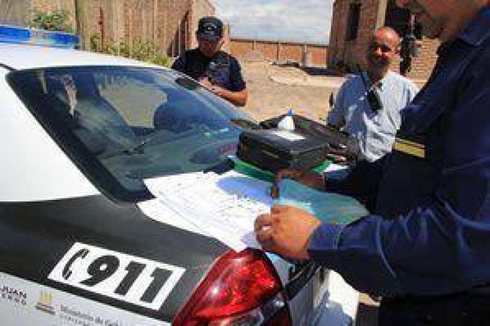 �Env�an a menores a vender porros?