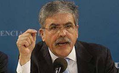 De Vido: "En los pr�ximos meses se juegan dos visiones de pa�s" 