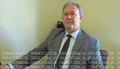 V�ctor Knappe dijo que �trabajan para recuperar la paz social�