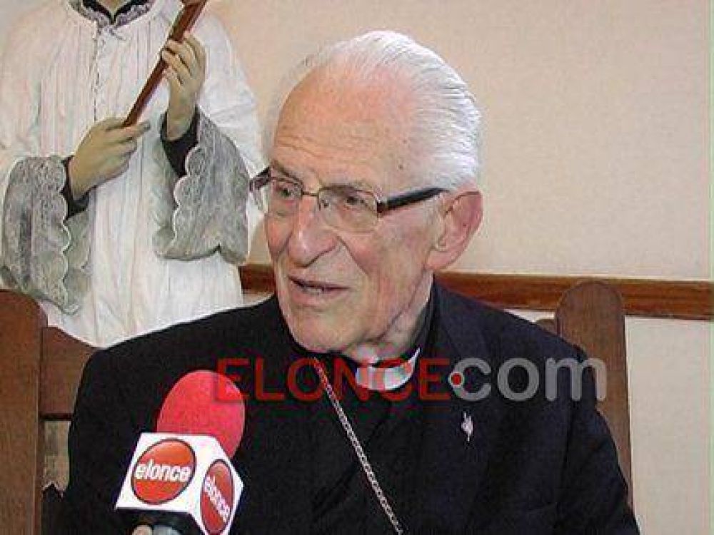 Karlic: El Papa �es capaz de enfrentar las cosas m�s sencillas y las m�s complicadas�