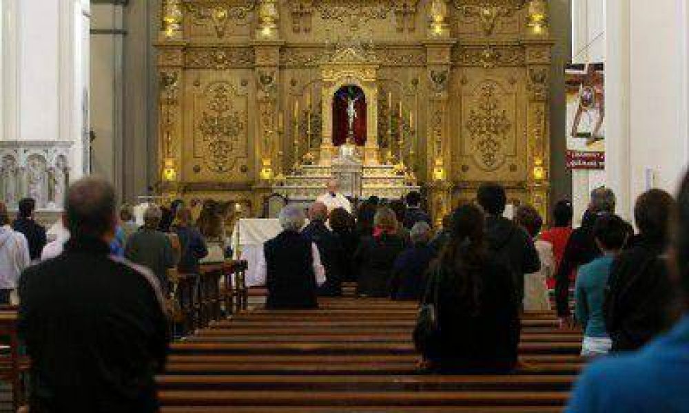 En Mendoza, el inicio del pontificado de Francisco se vivi� en forma "espiritual"