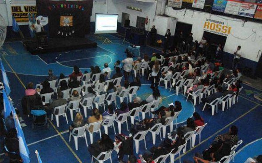 M�s de 2 mil personas se anotaron para terminar la primaria y secundaria en Pilar