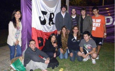 La UCR sali� a la calle para concientizar sobre la importancia del boleto universitario