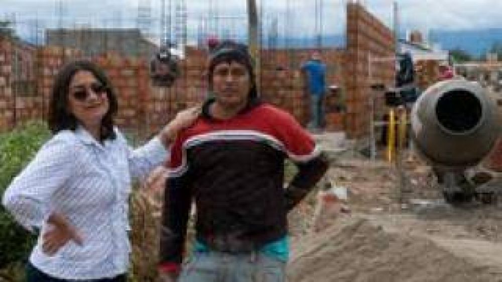 Corpacci recorri� obras en la zona Norte