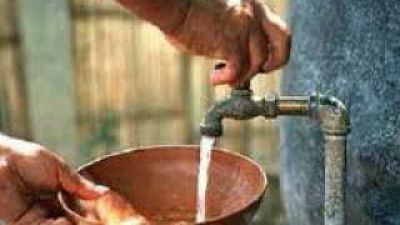 El IPV provee de agua potable a las familias catamarque�as