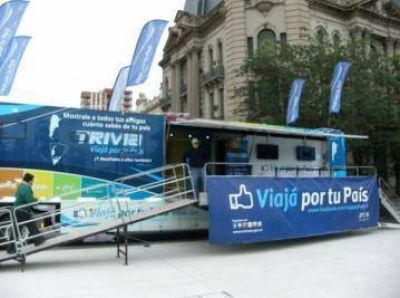 Visita de trailer de promoci�n tur�stica del gobierno nacional