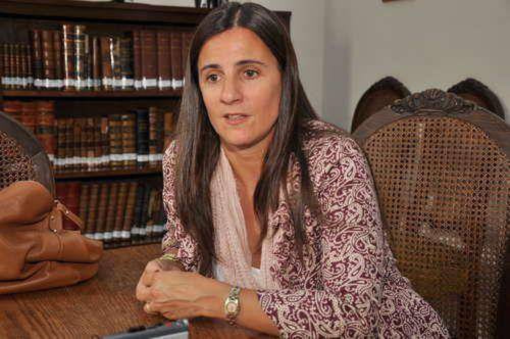 HOY SE OFRECER� UNA CHARLA DEBATE SOBRE LOS DERECHOS DE LAS MUJERES TRABAJADORAS