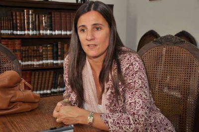 HOY SE OFRECER� UNA CHARLA DEBATE SOBRE LOS DERECHOS DE LAS MUJERES TRABAJADORAS