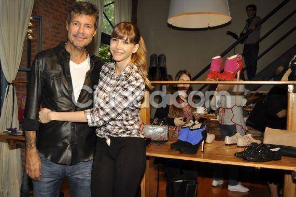 Marcelo Tinelli y Guillermina Vald�s, acaramelados en la presentaci�n de la marca de la modelo