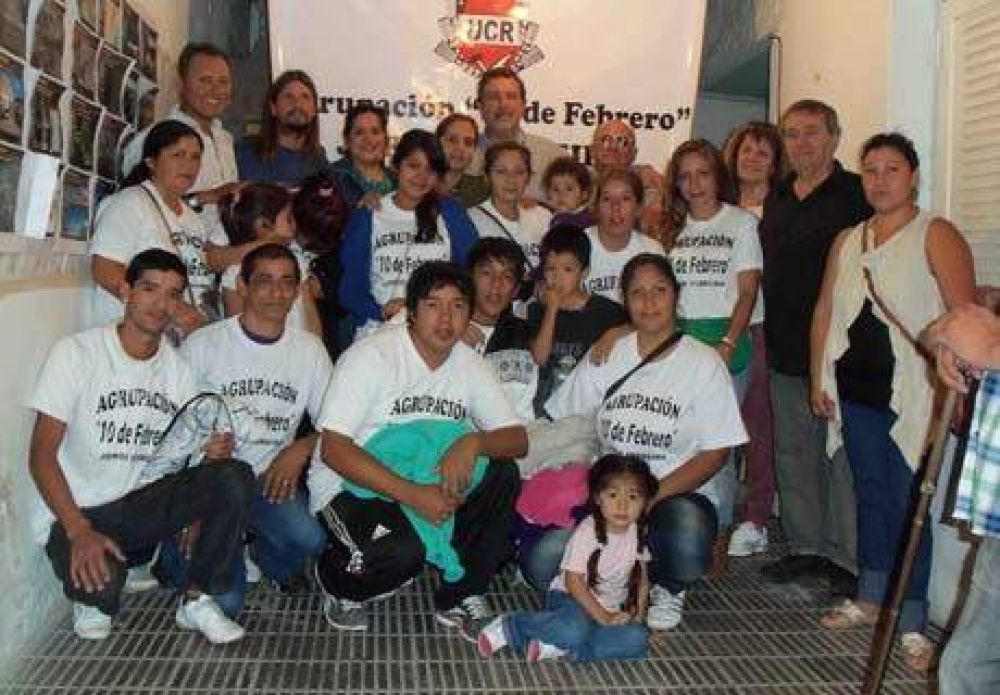 UCR: Se present� la Agrupaci�n �10 de febrero � Jorge Ferreira�