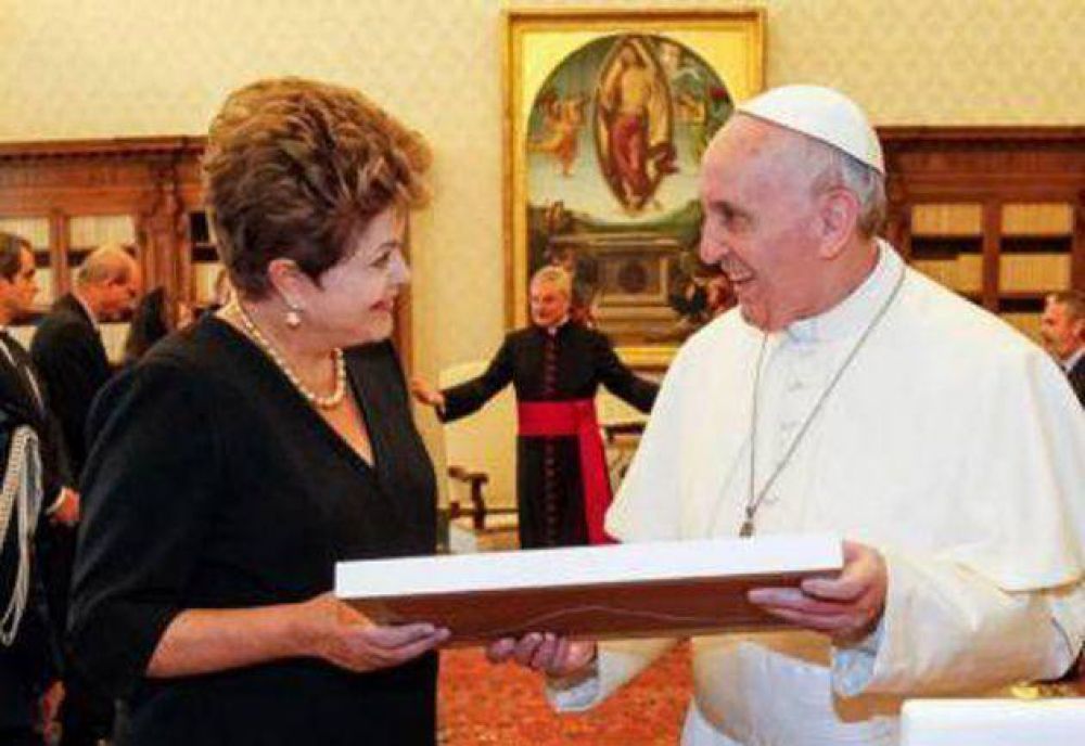 Francisco confirm� a Rousseff que en julio visitar� Brasil