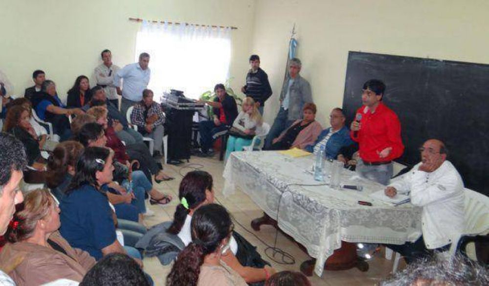 El plenario de UPCP decidi� continuar con paros sectoriales