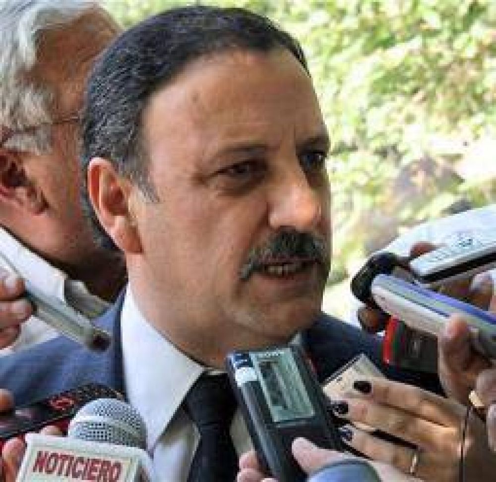 Ratifican que habr� que renovar las antiguas licencias de conducir