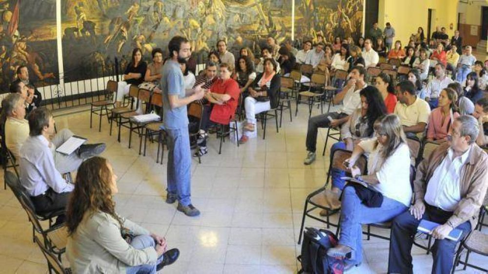 A tres d�as de la Asamblea, Scotto no pudo frenar el paro
