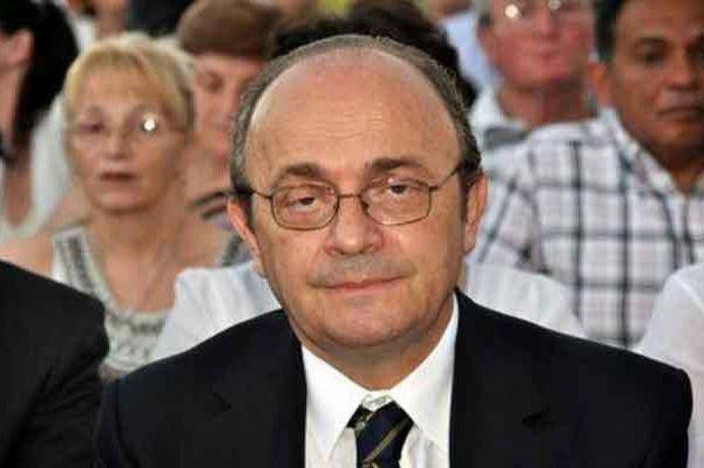 Moreau: �Posse se fue solo del radicalismo, nadie lo expuls�