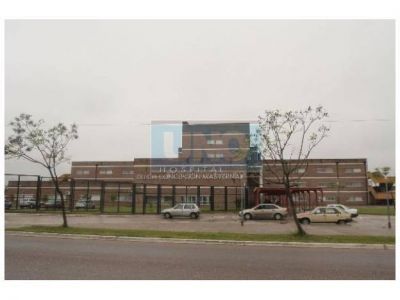 Joven de 19 a�os es agredido en el cuello con un arma blanca por su vecino