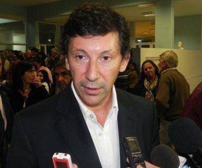 �Trabajamos con Macri en la conformaci�n de un frente�