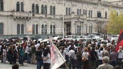 DDHH: Agmer Paran� le se�ala contradicciones al gobierno	 