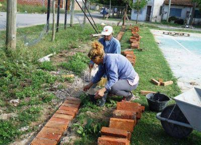 Avanzan los trabajos en el Centro Integrador Comunitario del barrio Lubo