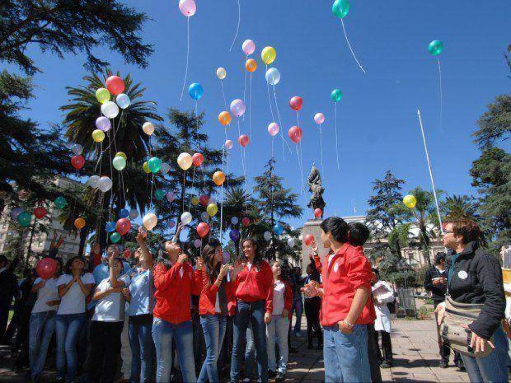 Intervenci�n urbana para recordar el golpe