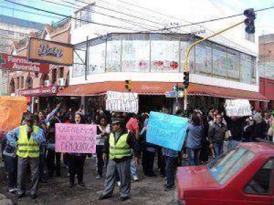 Estudiantes del IES 3 se oponen a la intervenci�n de la instituci�n por parte del Ministerio de Educaci�n y piden elecciones