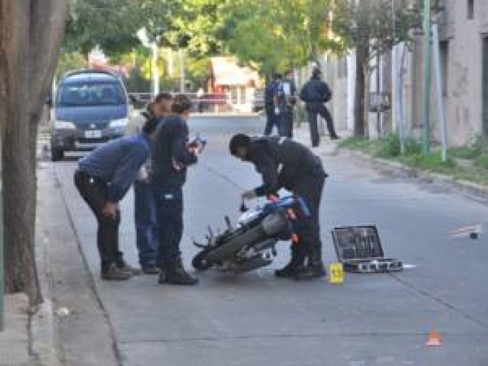 San Luis: un joven que intentaba robar un auto hiri� a un polic�a