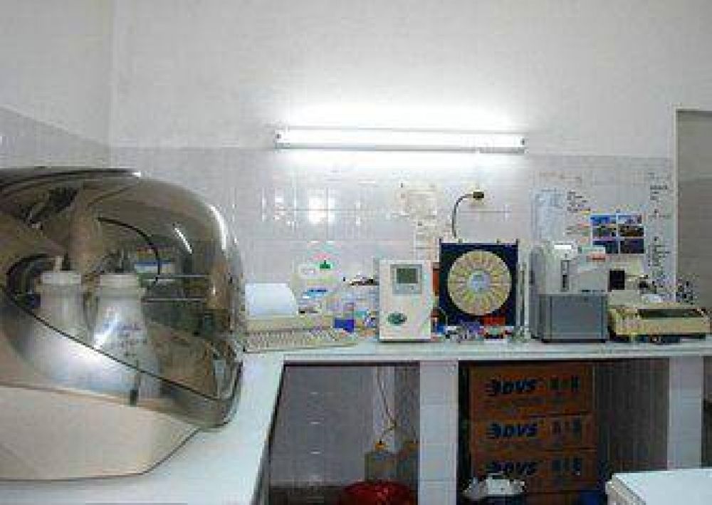 M�s tecnolog�a para el hospital Zerboni.