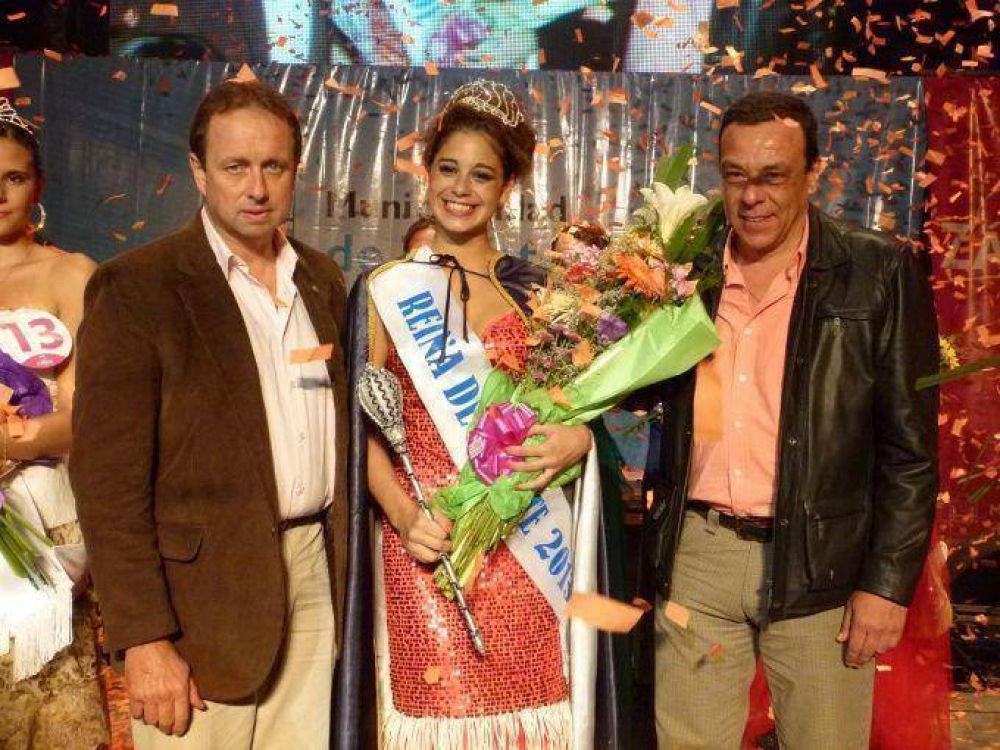 Z�rate celebr� sus 159 a�os con la elecci�n de la Reina