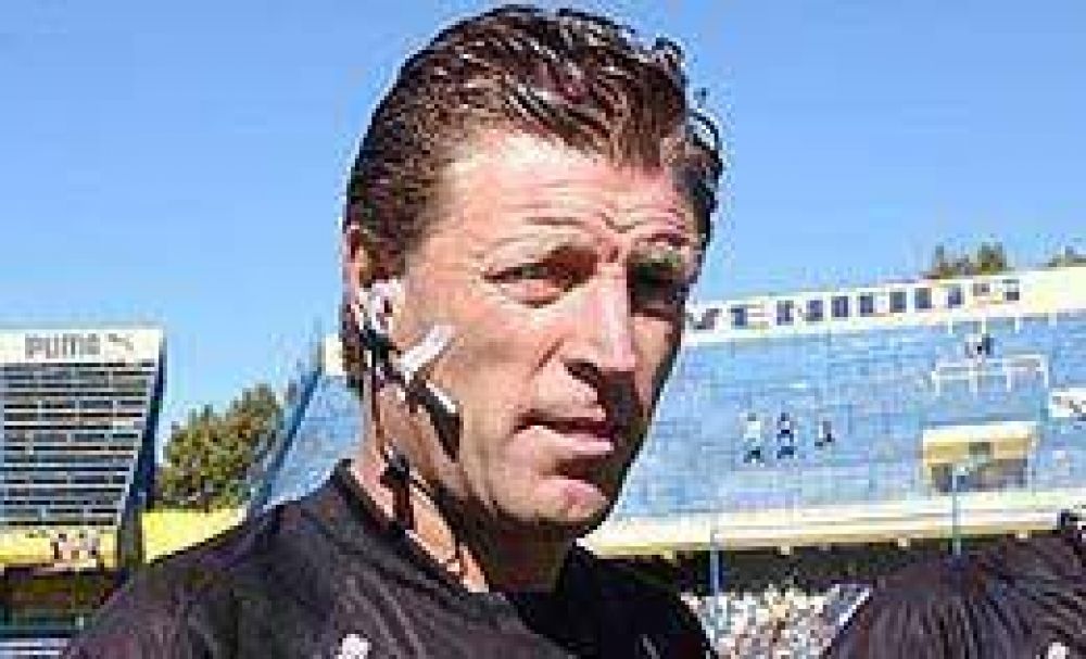 Bassi dirigir� el "Supercl�sico".