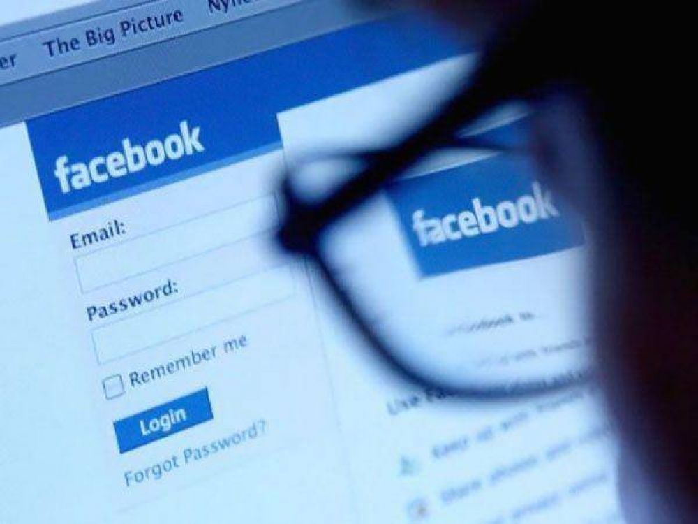 Lomas de Zamora: Detuvieron a ped�filo que enga�aba ni�as por Facebook