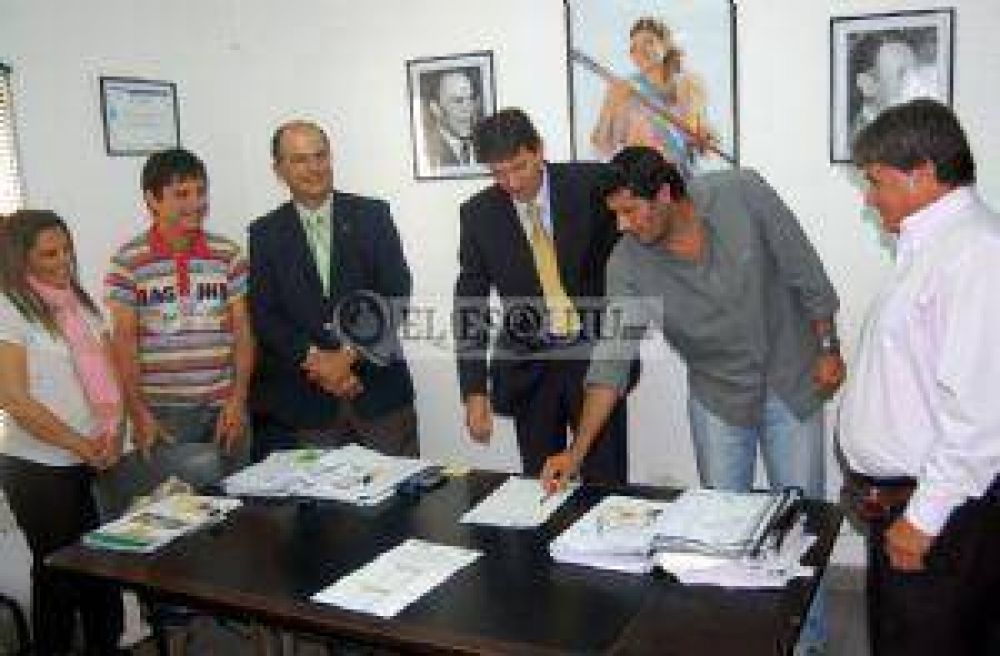 Trabajadores de EC SAPEM aceptaron una suba del 22 por ciento