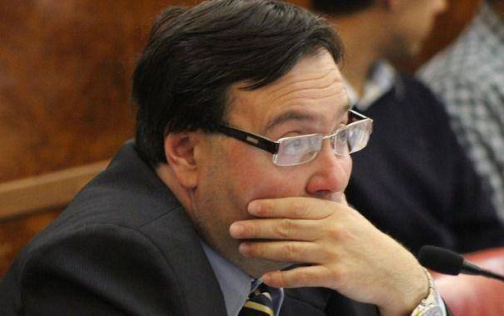 Concejal oficialista manda a estudiar a los Jueces de Faltas
